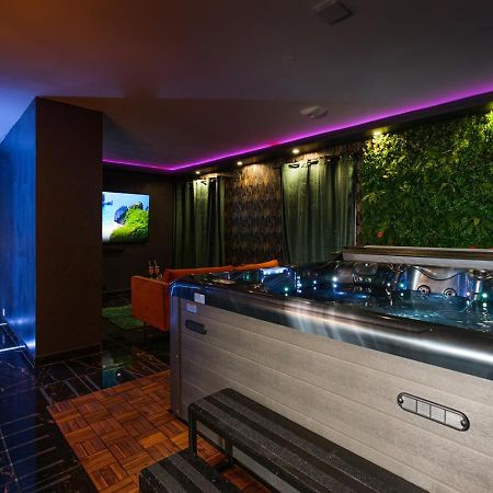 L Escale Jacuzzi Et Sauna Evreux Bagian luar foto